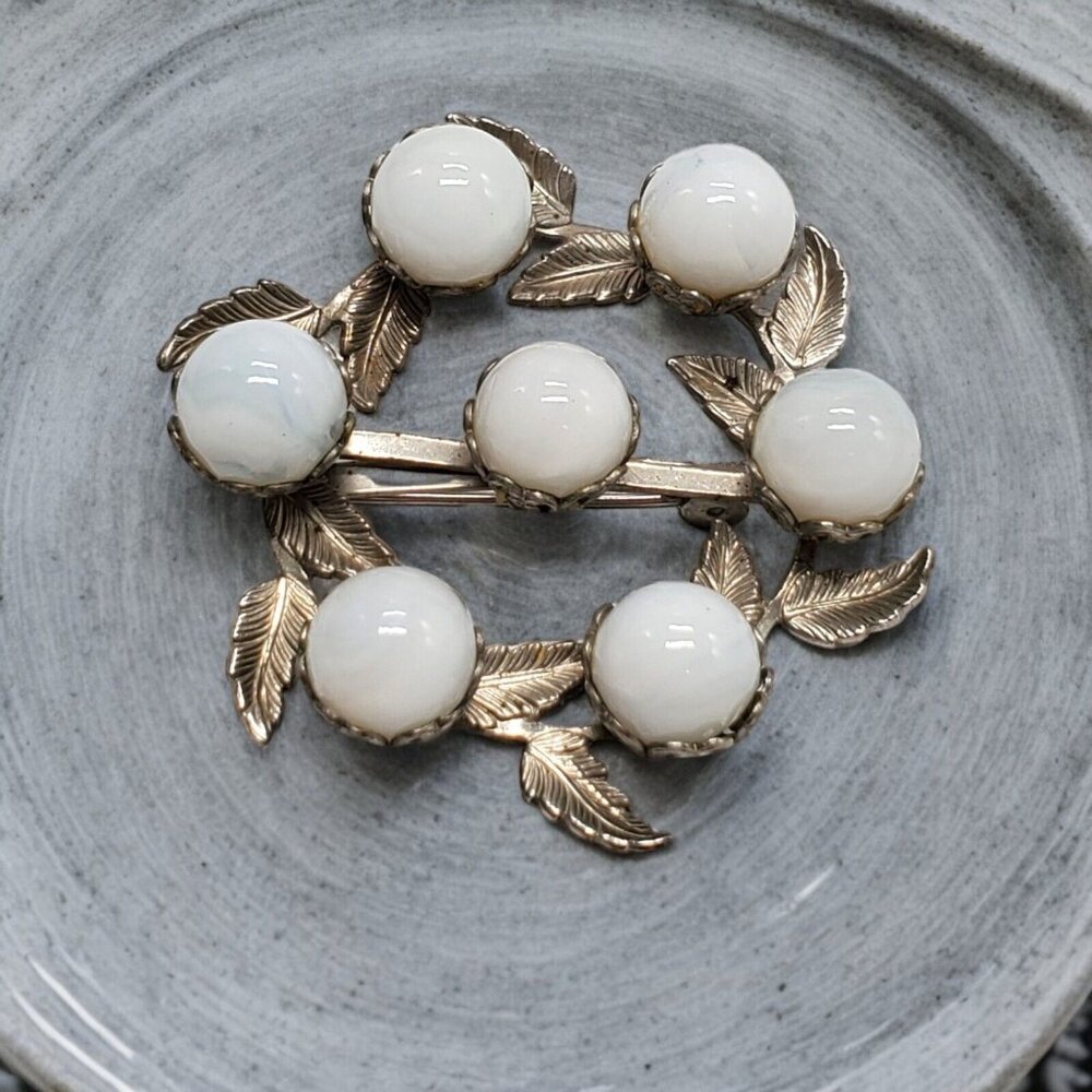 Vtg Milk Glass Floral Wreath Brooch Opalescent White Glass Pearls and Leaves